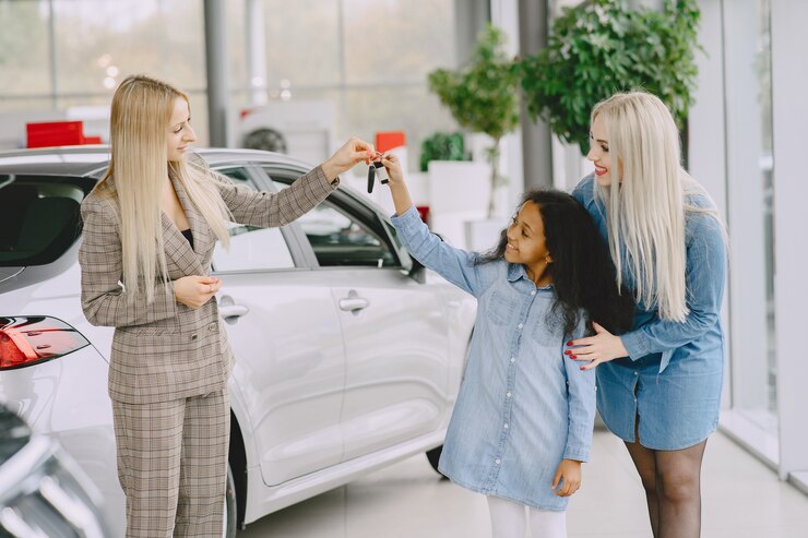 woman buying car